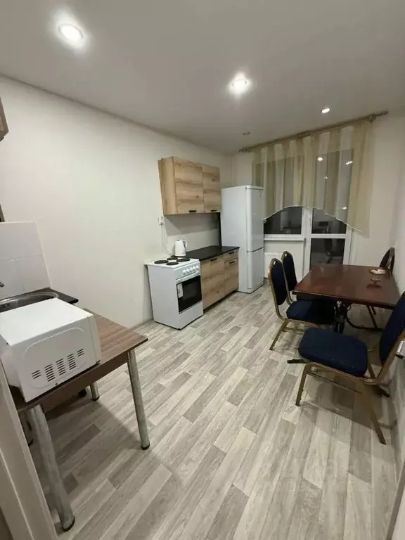 3-к кв. Ульяновская область, Ульяновск ул. Варейкиса, 52 (75.0 м) - Фото 1