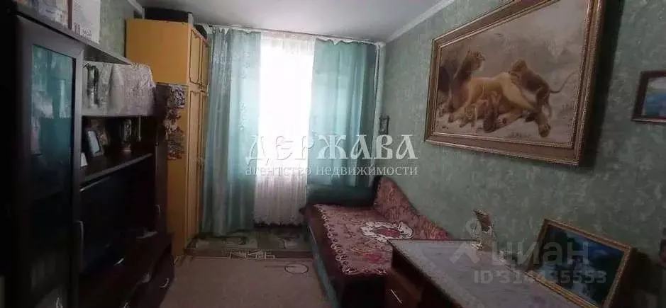 Комната Белгородская область, Старый Оскол пер. Урицкого, 5 (11.9 м) - Фото 0