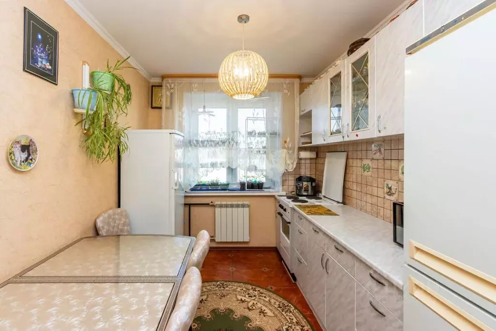 3-к кв. Тюменская область, Тюмень ул. Самарцева, 20 (65.5 м) - Фото 1