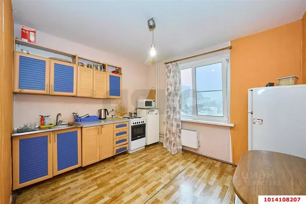 2-к кв. Краснодарский край, Краснодар ул. Парусная (65.0 м) - Фото 0