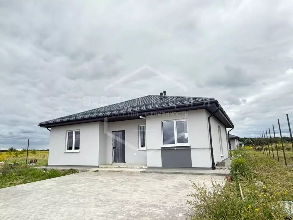 Дом в Калининградская область, Гурьевский муниципальный округ, пос. ... - Фото 1