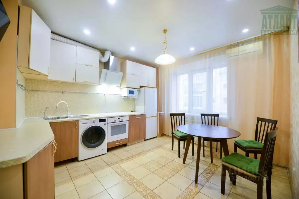 2-к кв. Хабаровский край, Хабаровск ул. Истомина, 14Б (68.0 м) - Фото 1