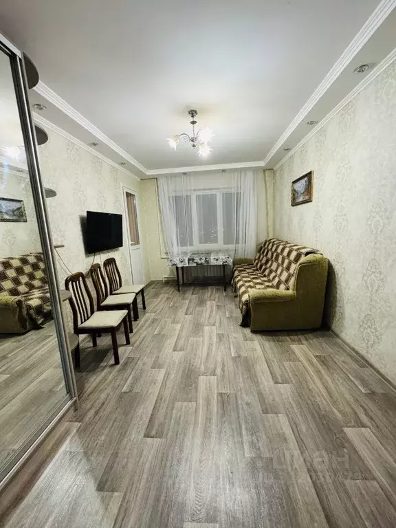 3-к кв. Крым, Симферополь ул. Железнодорожная, 6 (65.0 м) - Фото 0