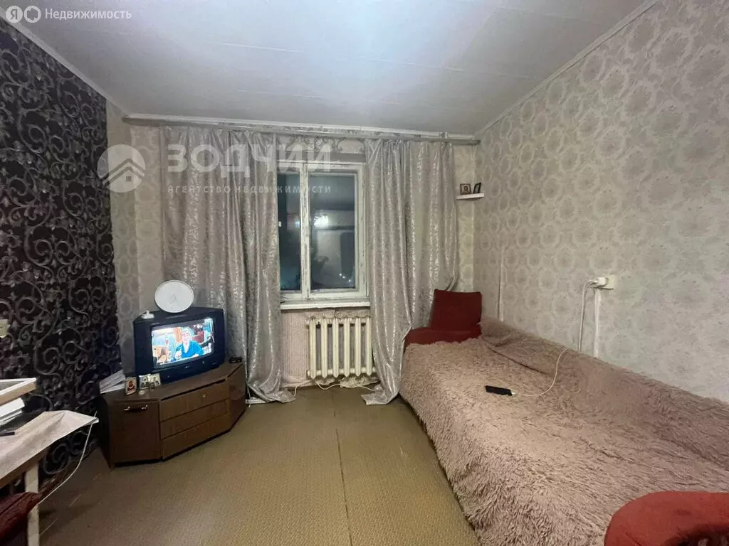 1к в 4-комнатной квартире (18 м) - Фото 1