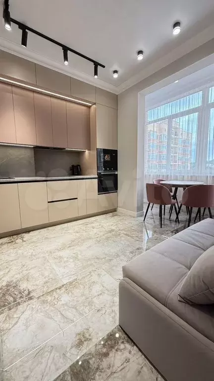 1-к. квартира, 45 м, 8/10 эт. - Фото 0