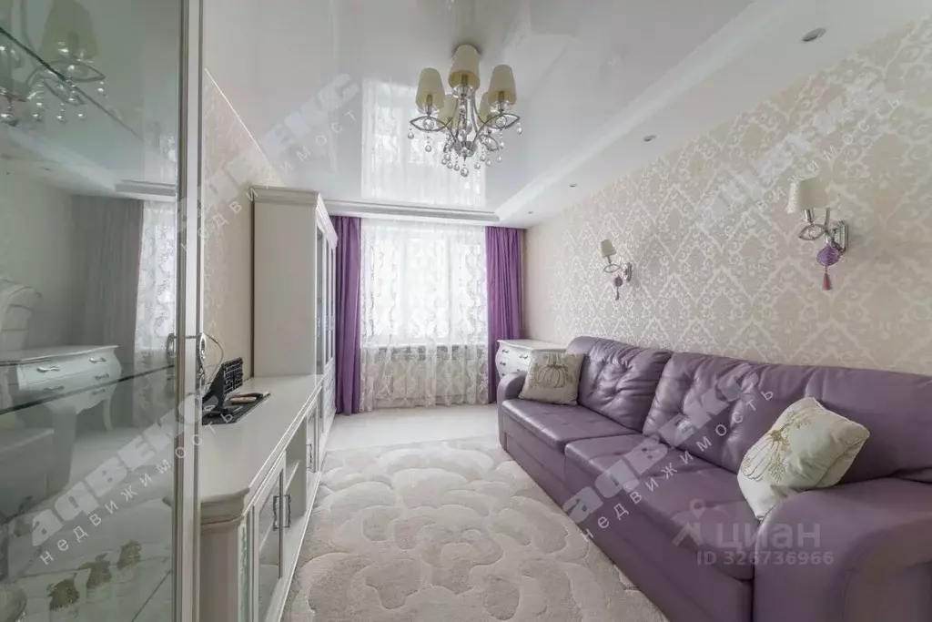 3-к кв. Санкт-Петербург пос. Шушары, Первомайская ул., 5к2 (87.9 м) - Фото 1