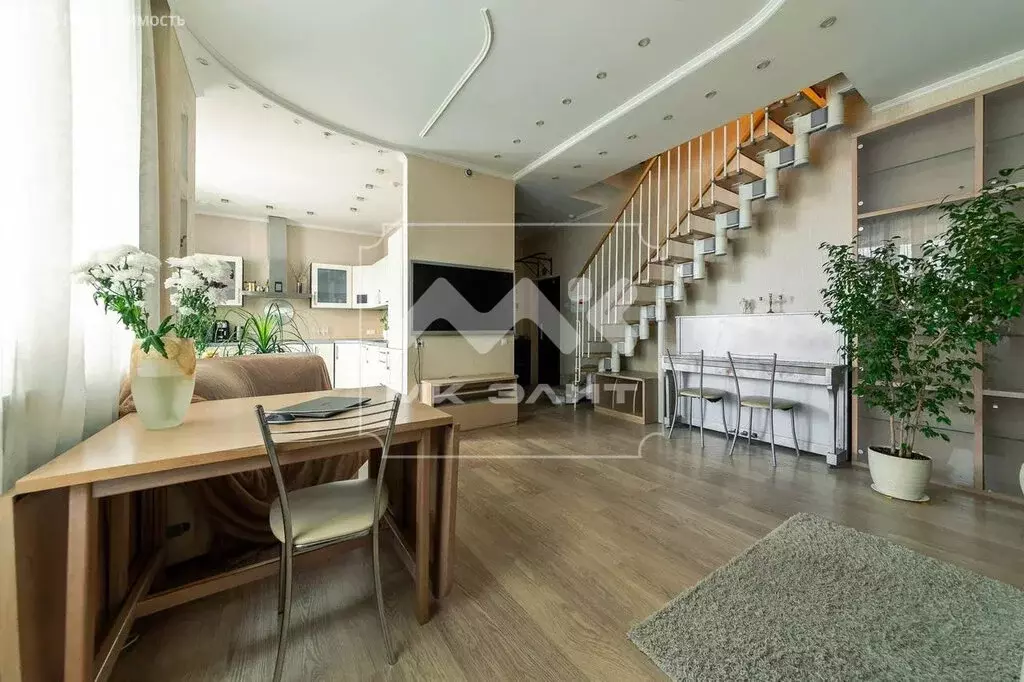 3-комнатная квартира: Санкт-Петербург, улица Асафьева, 5к1 (87.5 м) - Фото 1