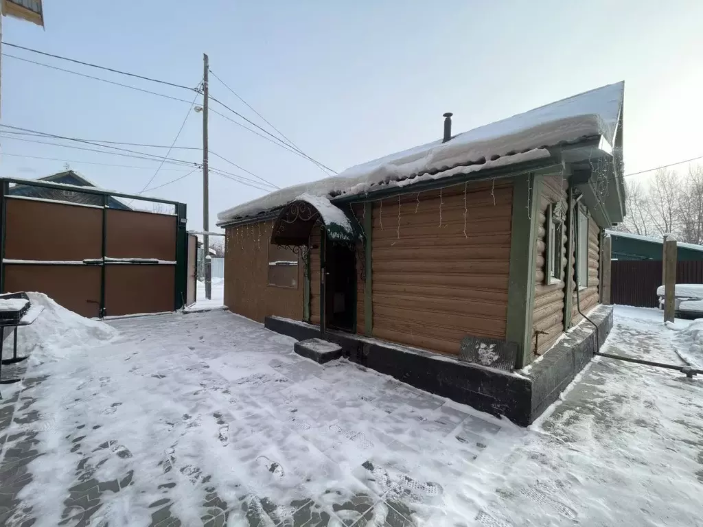 Дом в Свердловская область, Екатеринбург Вторчермет жилрайон, пер. ... - Фото 1