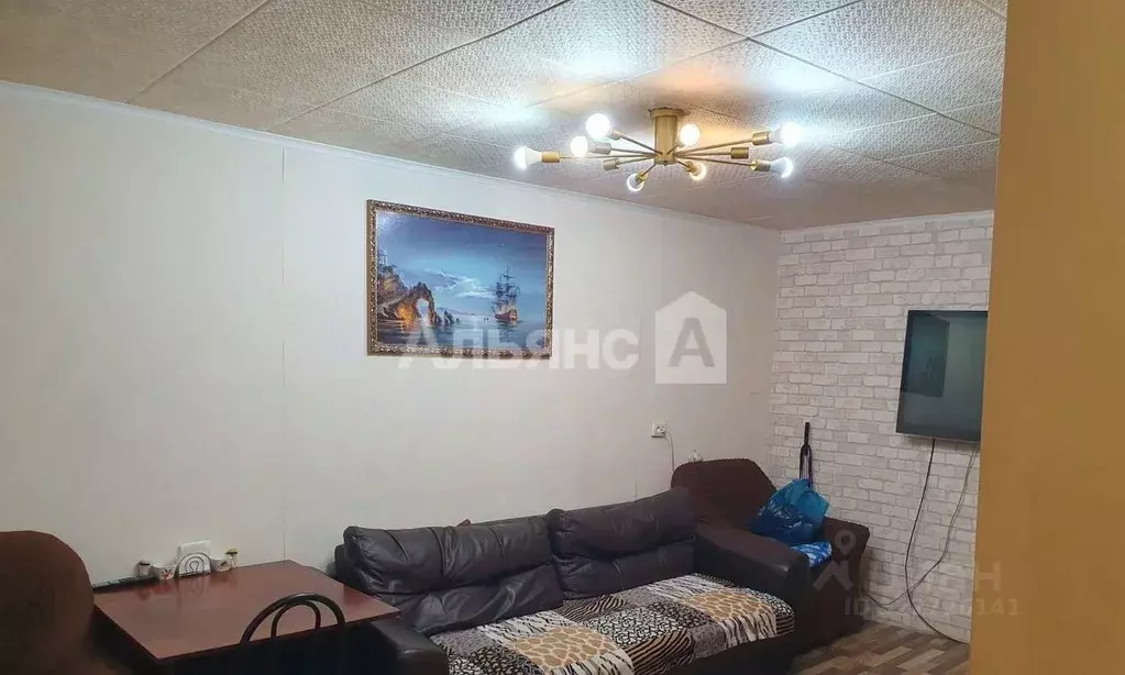 3-к кв. Ростовская область, Каменск-Шахтинский Красная ул., 64 (61.0 ... - Фото 1