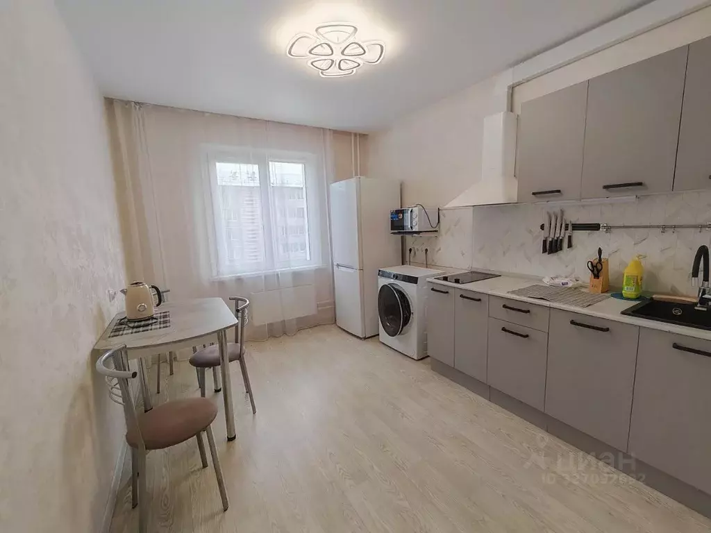 2-к кв. Иркутская область, Иркутск ул. Баумана, 225/3 (50.0 м) - Фото 2