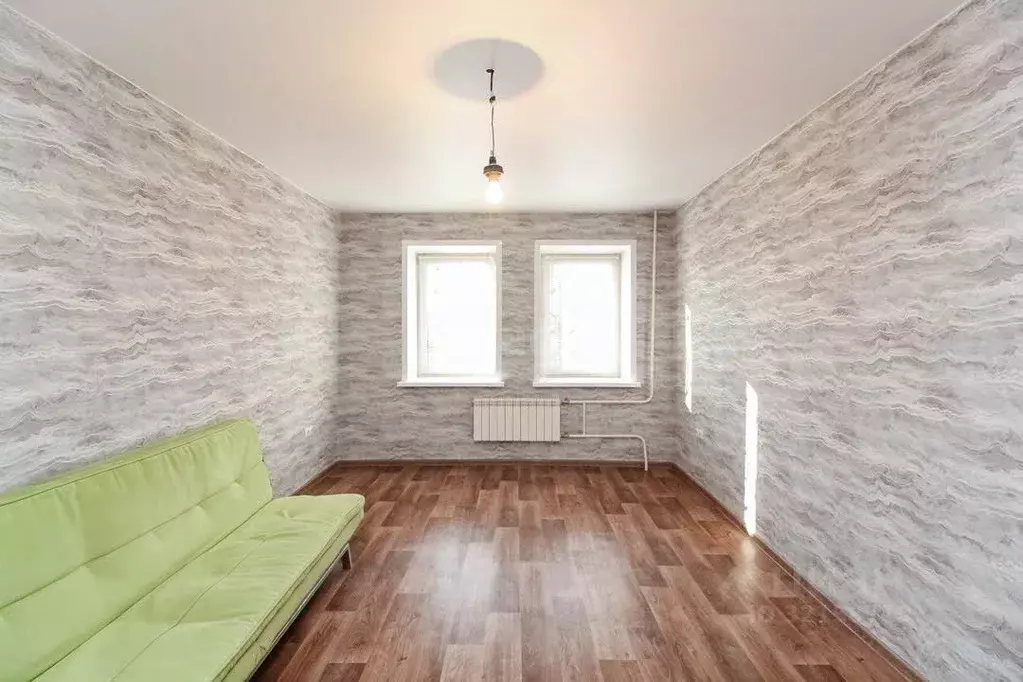 3-к кв. Красноярский край, Красноярск ул. Глинки, 28 (64.8 м) - Фото 1