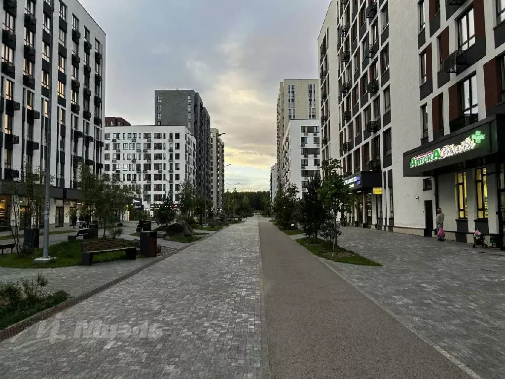 Продается 1-комнатная квартира - Фото 1
