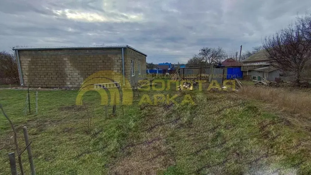 Дом в Краснодарский край, Темрюкский район, Новотаманское с/пос, пос. ... - Фото 2