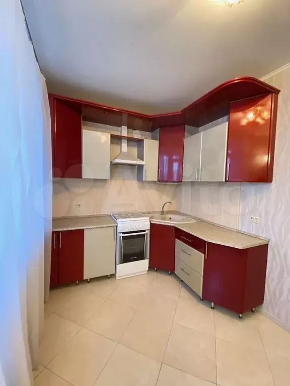 1-к. квартира, 40 м, 1/9 эт. - Фото 1