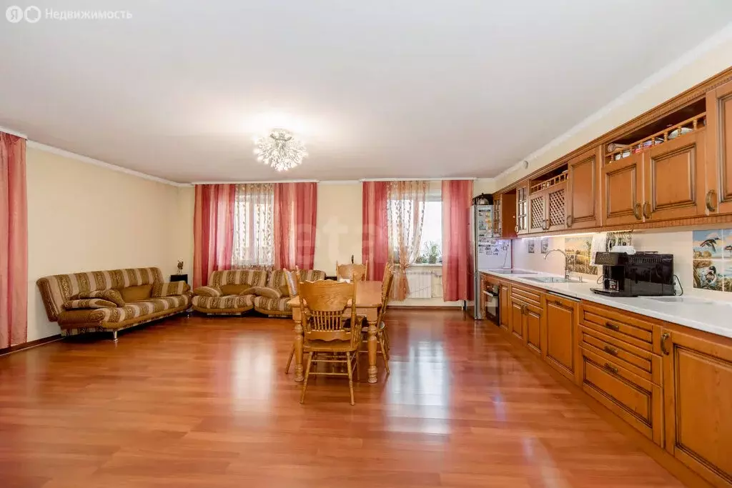 3-комнатная квартира: Бийск, Советская улица, 211/5 (113.6 м) - Фото 2