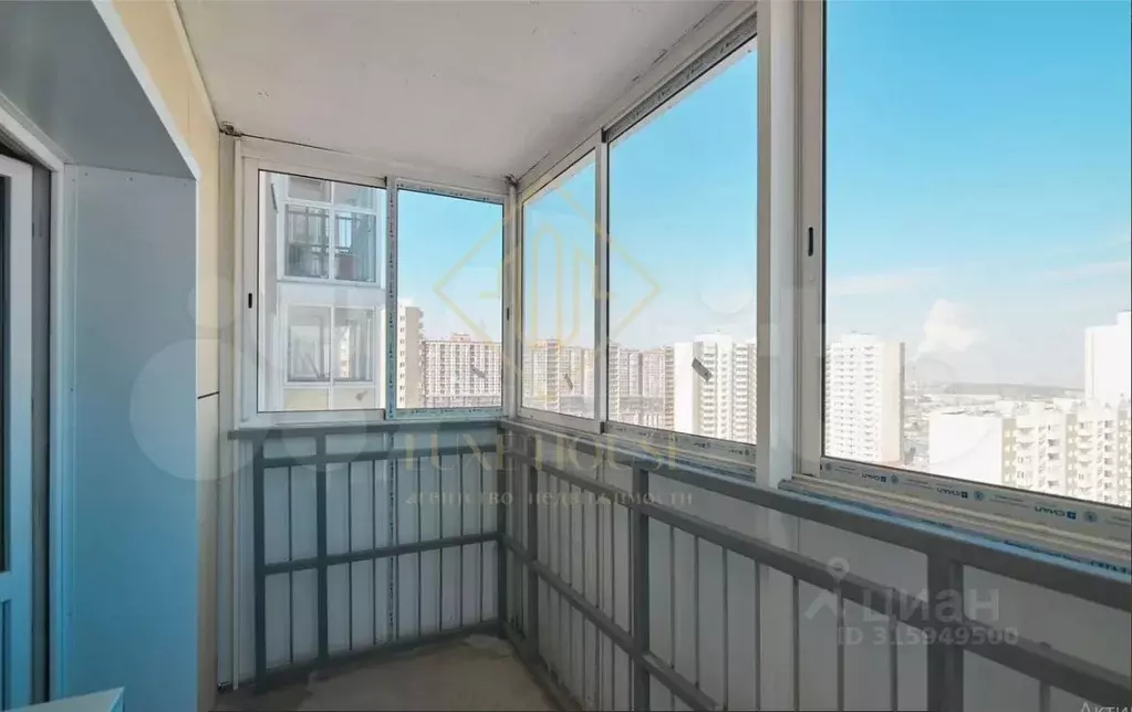3-к кв. Иркутская область, Иркутск ул. Летописца Нита Романова, 23 ... - Фото 1
