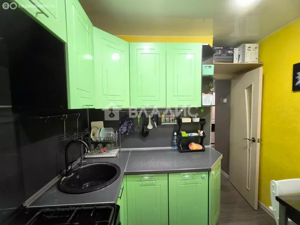 3-комнатная квартира: посёлок Денежниково, 23 (52.3 м) - Фото 1