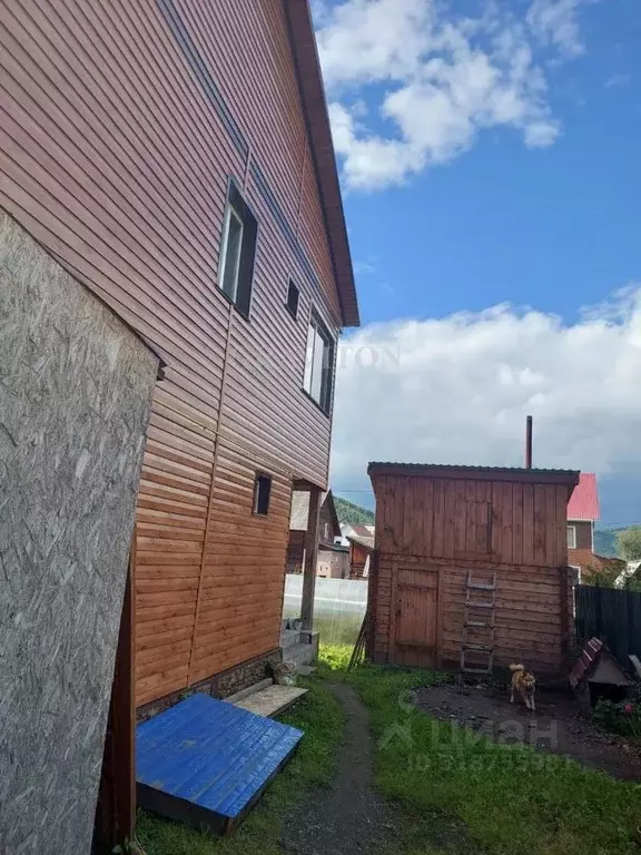 Дом в Алтай, Горно-Алтайск Набережная ул. (167 м) - Фото 0