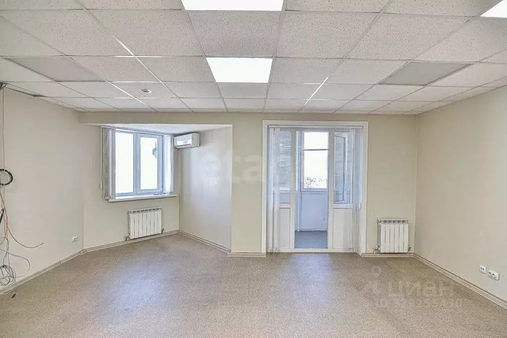 Офис в Сахалинская область, Южно-Сахалинск Курильская ул., 40 (145 м) - Фото 1