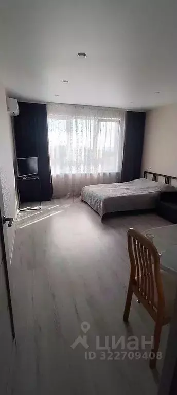 Студия Новосибирская область, Новосибирск ул. Плющихинская, 2 (32.0 м) - Фото 1