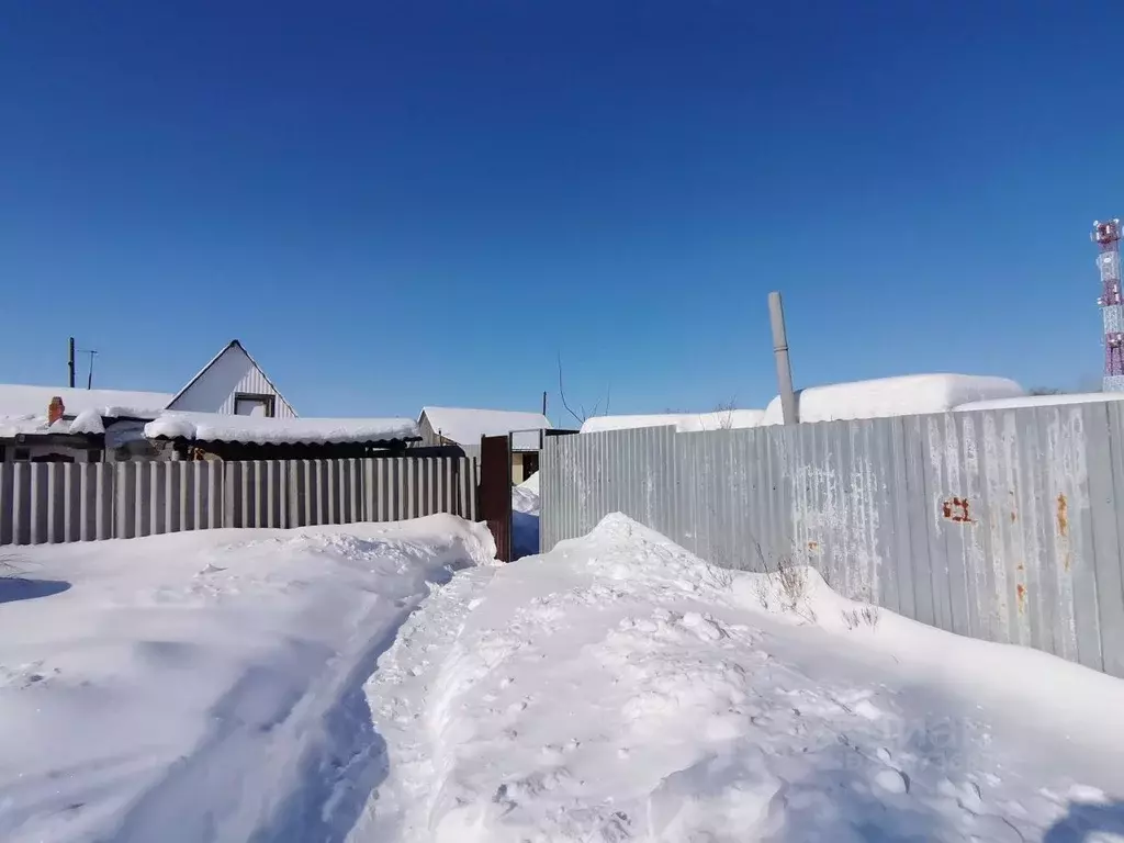 Дом в Саратовская область, с. Сабуровка ул. 40 лет Победы, 4 (90 м) - Фото 2