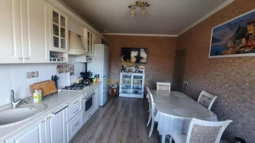 Дом в Белгородская область, Белгород ул. Имени Героя Советского Союза ... - Фото 1