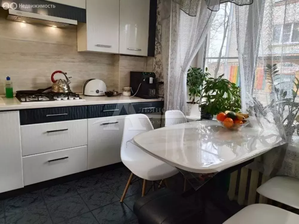 3-комнатная квартира: Георгиевск, улица Кочубея, 11 (61 м) - Фото 1