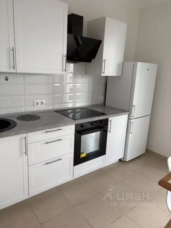 1-к кв. Москва ул. Паперника, 12А (40.0 м) - Фото 2