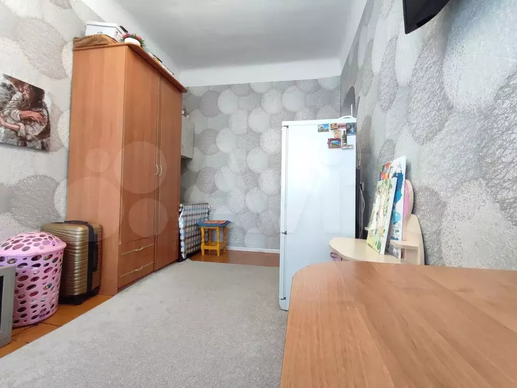 Комната 16 м в 4-к., 3/3 эт. - Фото 1