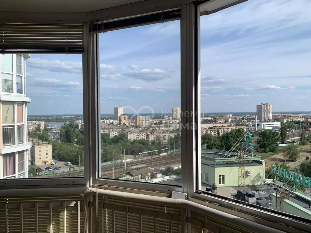 3-к кв. Волгоградская область, Волгоград ул. Хиросимы, 4 (72.0 м) - Фото 1