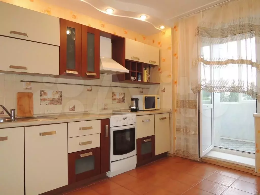 3-к. квартира, 80 м, 4/10 эт. - Фото 0
