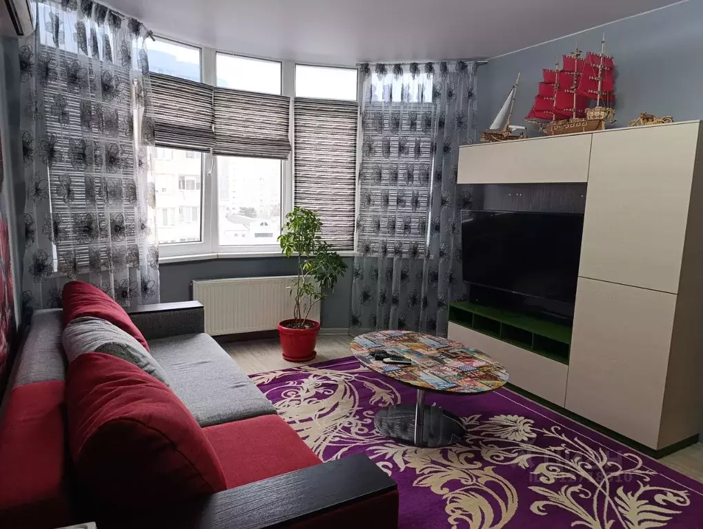 2-к кв. Севастополь ул. Героев Бреста, 116 (56.0 м) - Фото 1