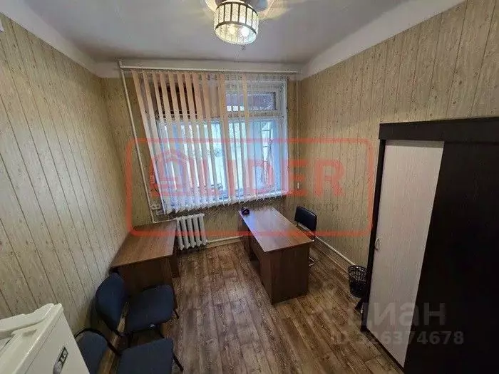 Офис в Севастополь ул. Кулакова, 58 (15 м) - Фото 1