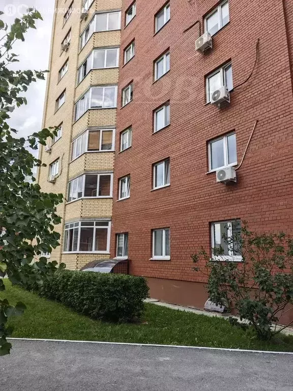 2-комнатная квартира: Тюмень, улица Евгения Богдановича, 8/1 (56 м) - Фото 0