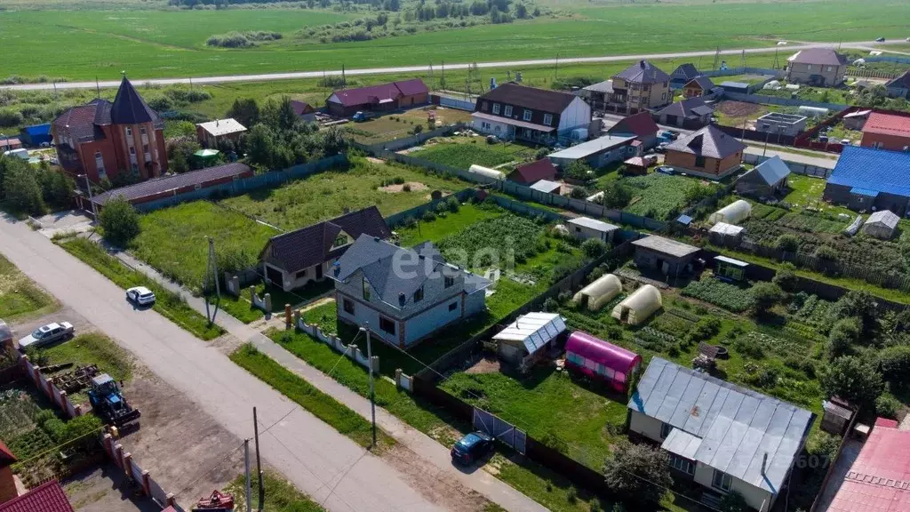Дом в Тюменская область, Тюменский район, с. Червишево  (180 м) - Фото 0