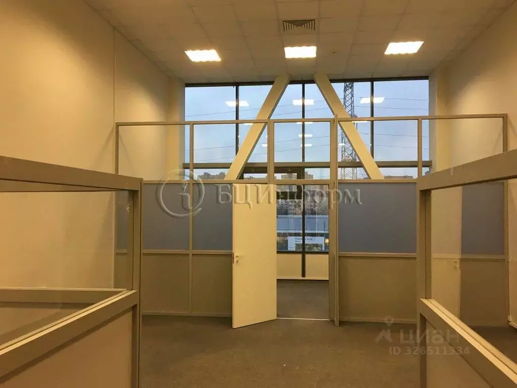 Офис в Санкт-Петербург ул. Оптиков, 4к2 (72 м) - Фото 1