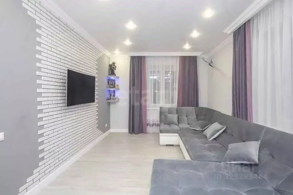 1-к кв. Тюменская область, Тюмень ул. Суходольская, 14 (47.0 м) - Фото 1