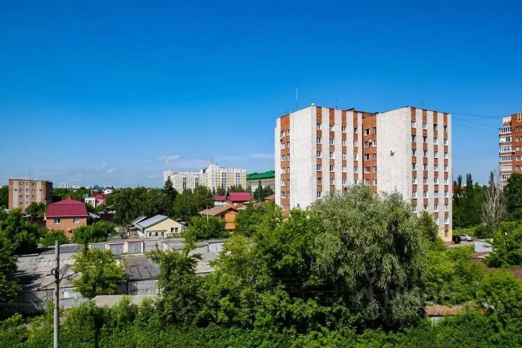 2-к кв. Омская область, Омск Октябрьская ул., 87 (51.2 м) - Фото 1