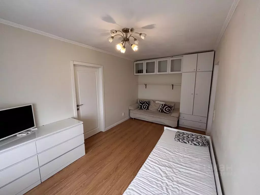 1-к кв. Краснодарский край, Сочи Бытха мкр, ул. Ворошиловская, 3 (38.0 ... - Фото 1