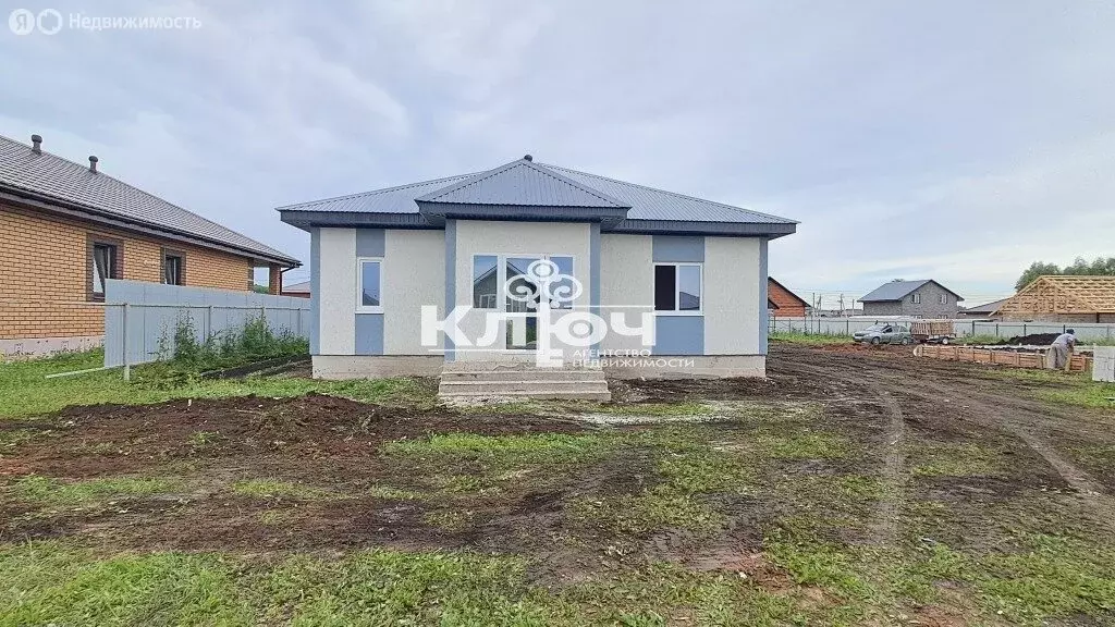Дом в село Новое Барятино, 4-й Гранатовый переулок (120 м) - Фото 1