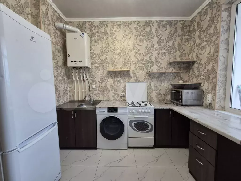 1-к. квартира, 40 м, 5/9 эт. - Фото 1