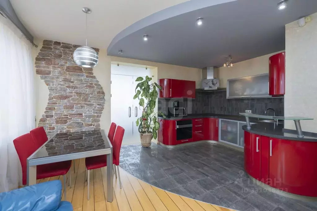 4-к кв. Пермский край, Пермь ул. Металлистов, 5 (176.0 м) - Фото 1