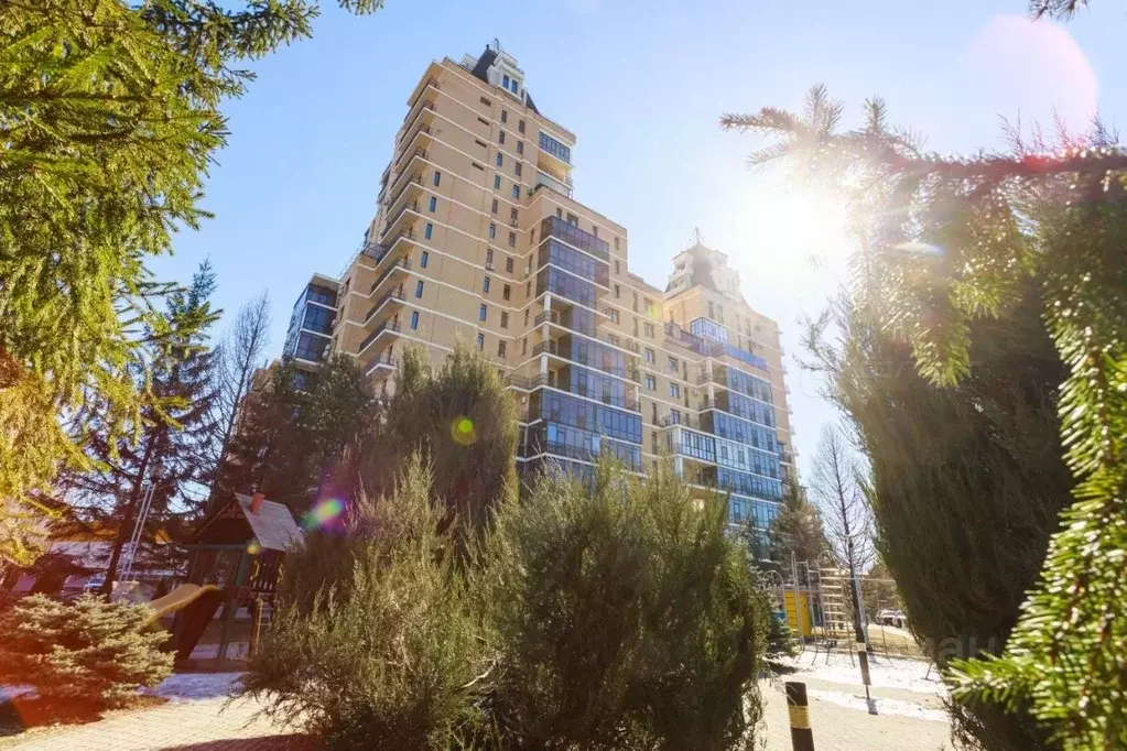 1-к кв. Татарстан, Казань ул. Толстого, 14А (65.6 м) - Фото 1