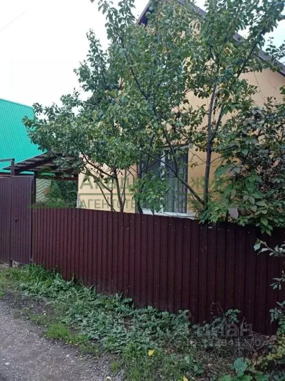 Дом в Саратовская область, Энгельсский район, Красноярское ... - Фото 1