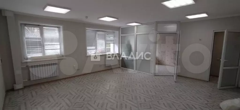 1-к. квартира, 43 м, 2/5 эт. - Фото 0