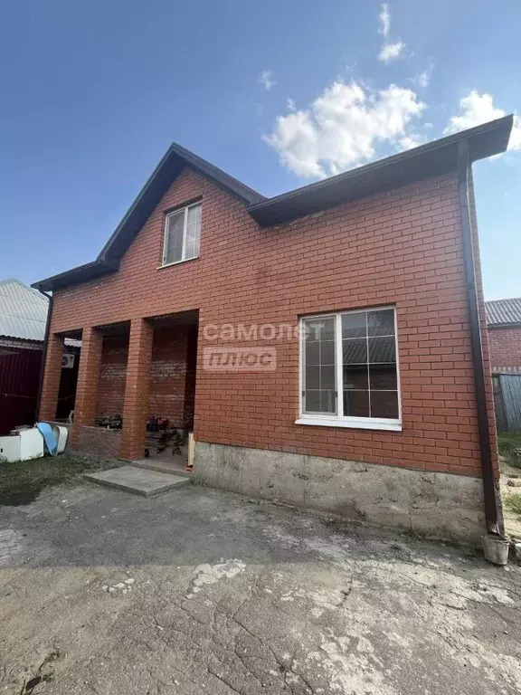 Дом в Калмыкия, Элиста Демьяновский пер. (186 м) - Фото 1