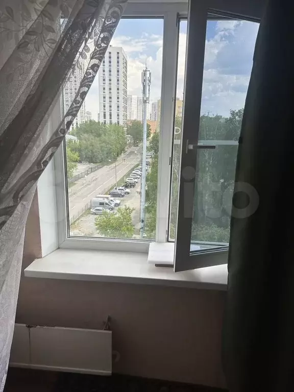 Комната 17,3 м в 5-к., 7/9 эт. - Фото 1