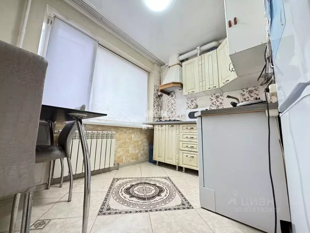 3-к кв. Крым, Керчь ул. Марата, 16 (61.3 м) - Фото 1