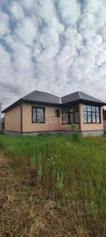 Дом в Белгородская область, Белгородский район, Дубовское с/пос, пос. ... - Фото 1