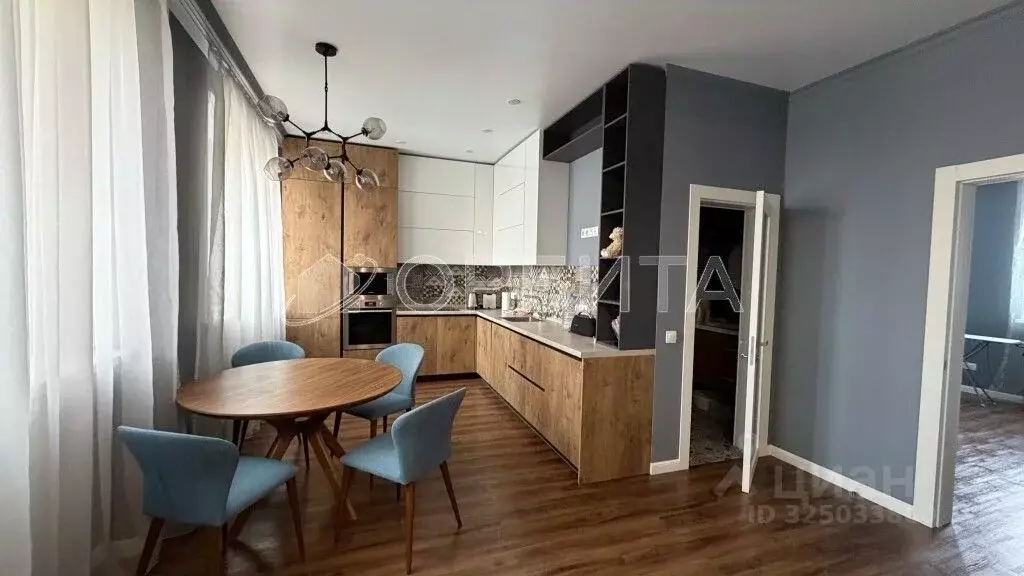 2-к кв. Тюменская область, Тюмень ул. Короленко, 12 (66.1 м) - Фото 1